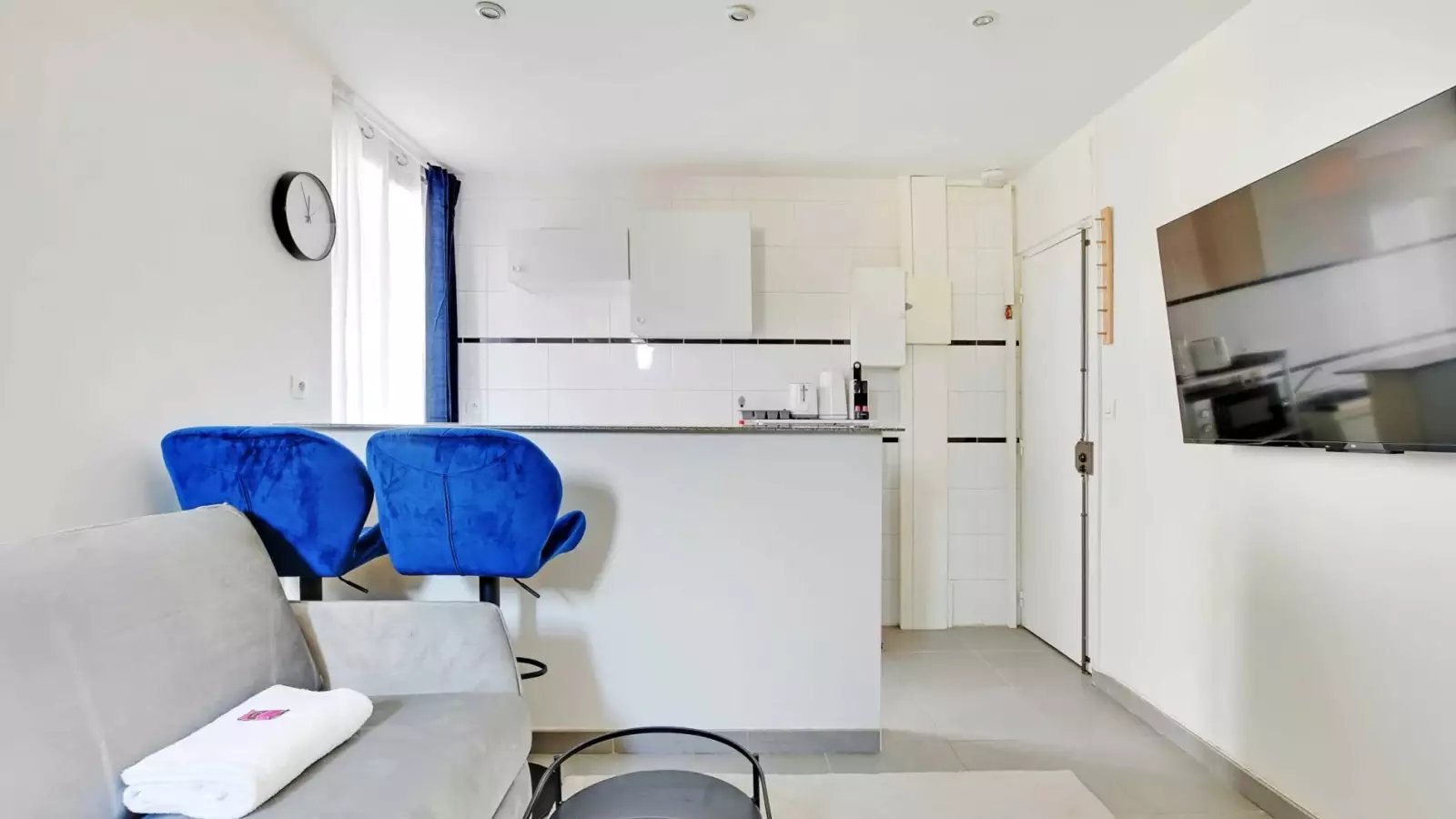 Appartement à louer, 8m², Paris 17ème