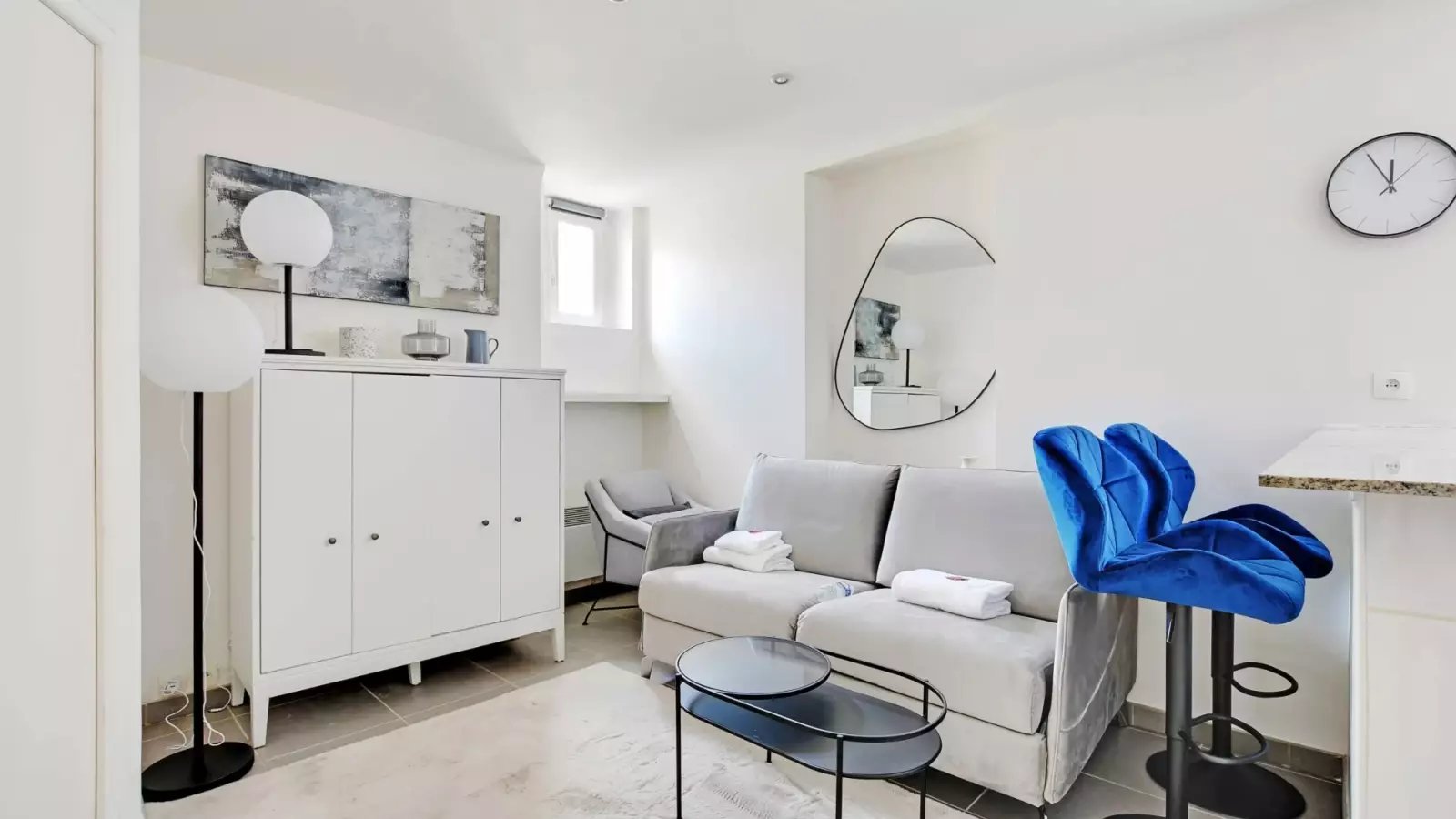 Appartement à louer, 8m², Paris 17ème