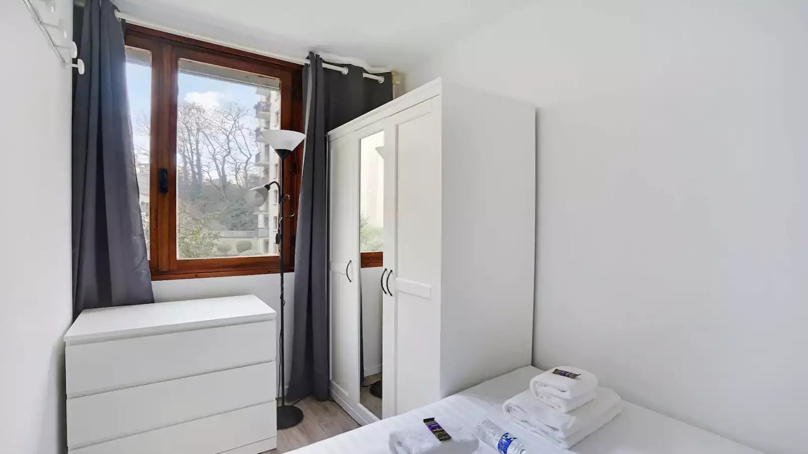 Appartement à louer, 1m², Paris 15ème