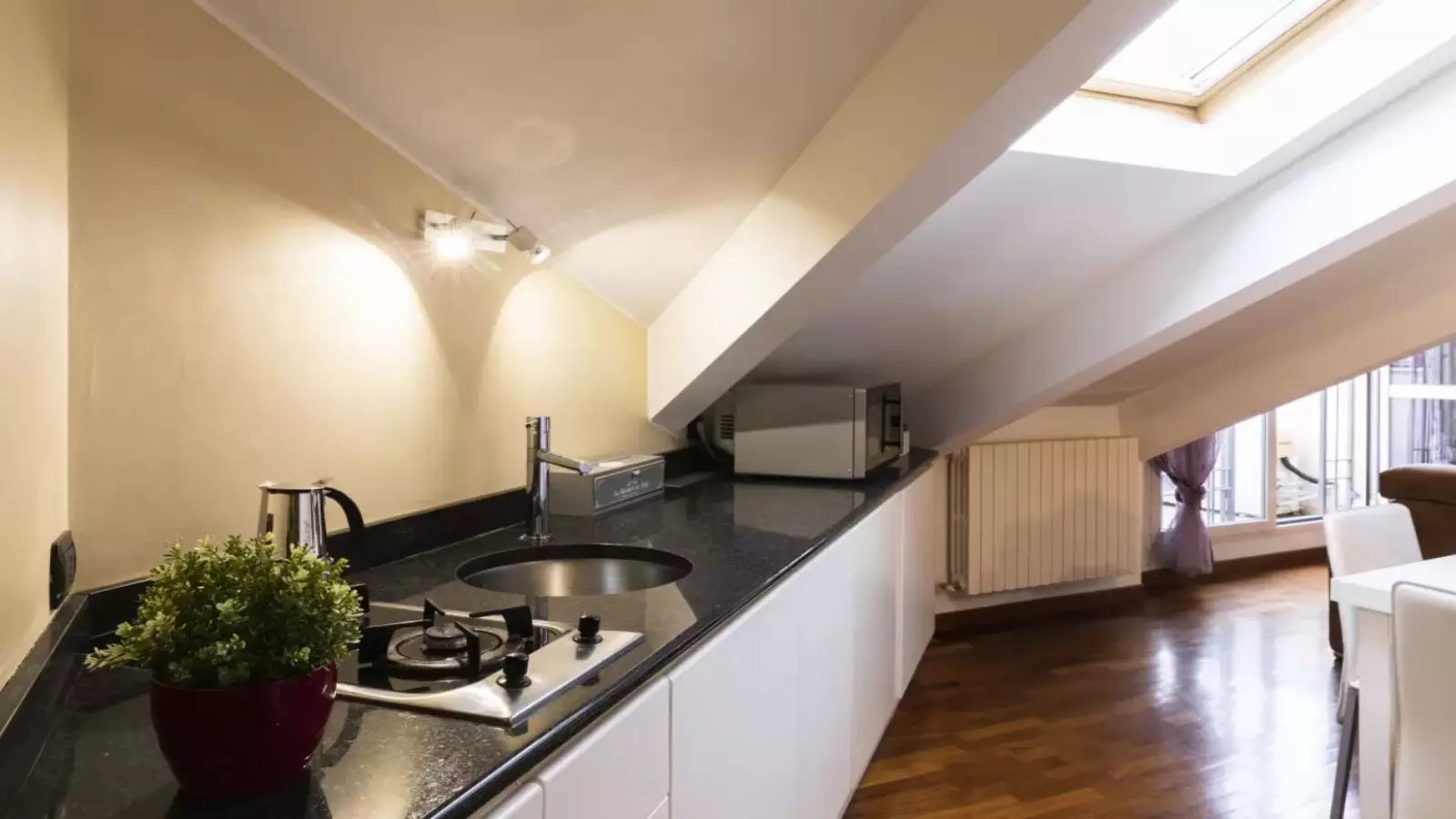 Appartement à louer, 70m², Carbuccia