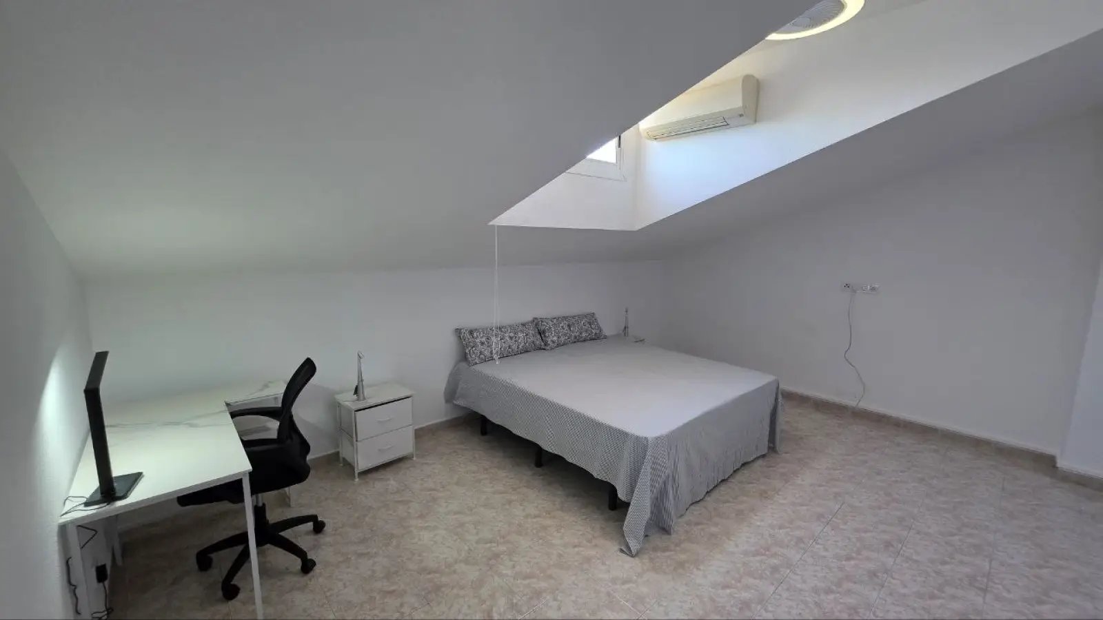 Maison à louer, 234m², Broût-Vernet