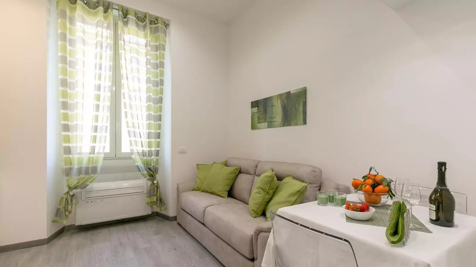 Maison à louer, NaNm², Sotta