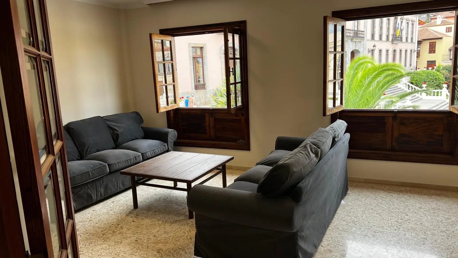Appartement à louer, 240m², Saint-Alban-de-Roche