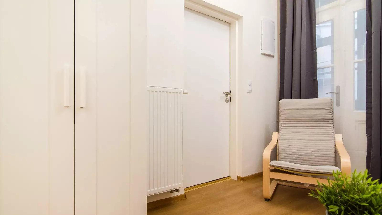 Maison à louer, NaNm², Le Monastère