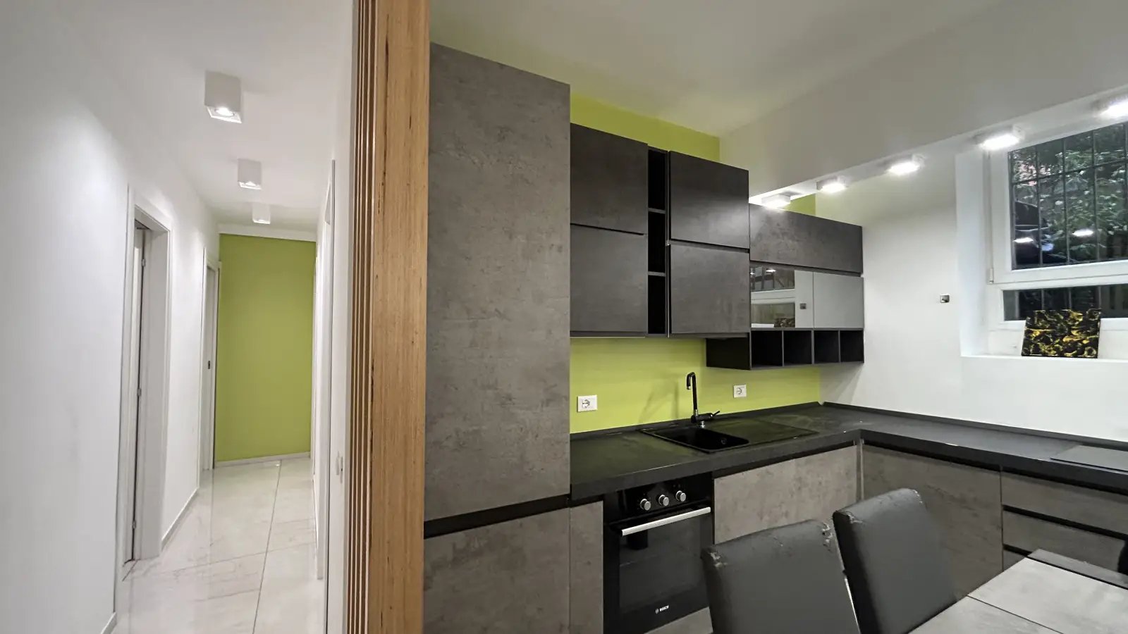 Appartement à louer, 80m², Carbuccia