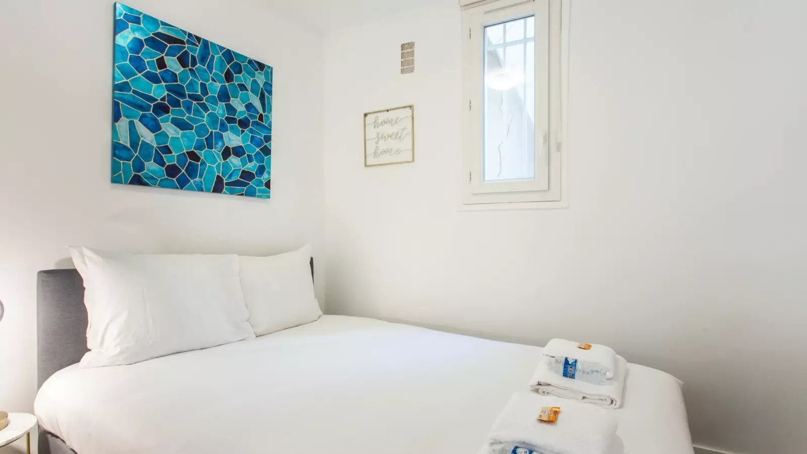 Appartement à louer, 1m², Paris 18ème
