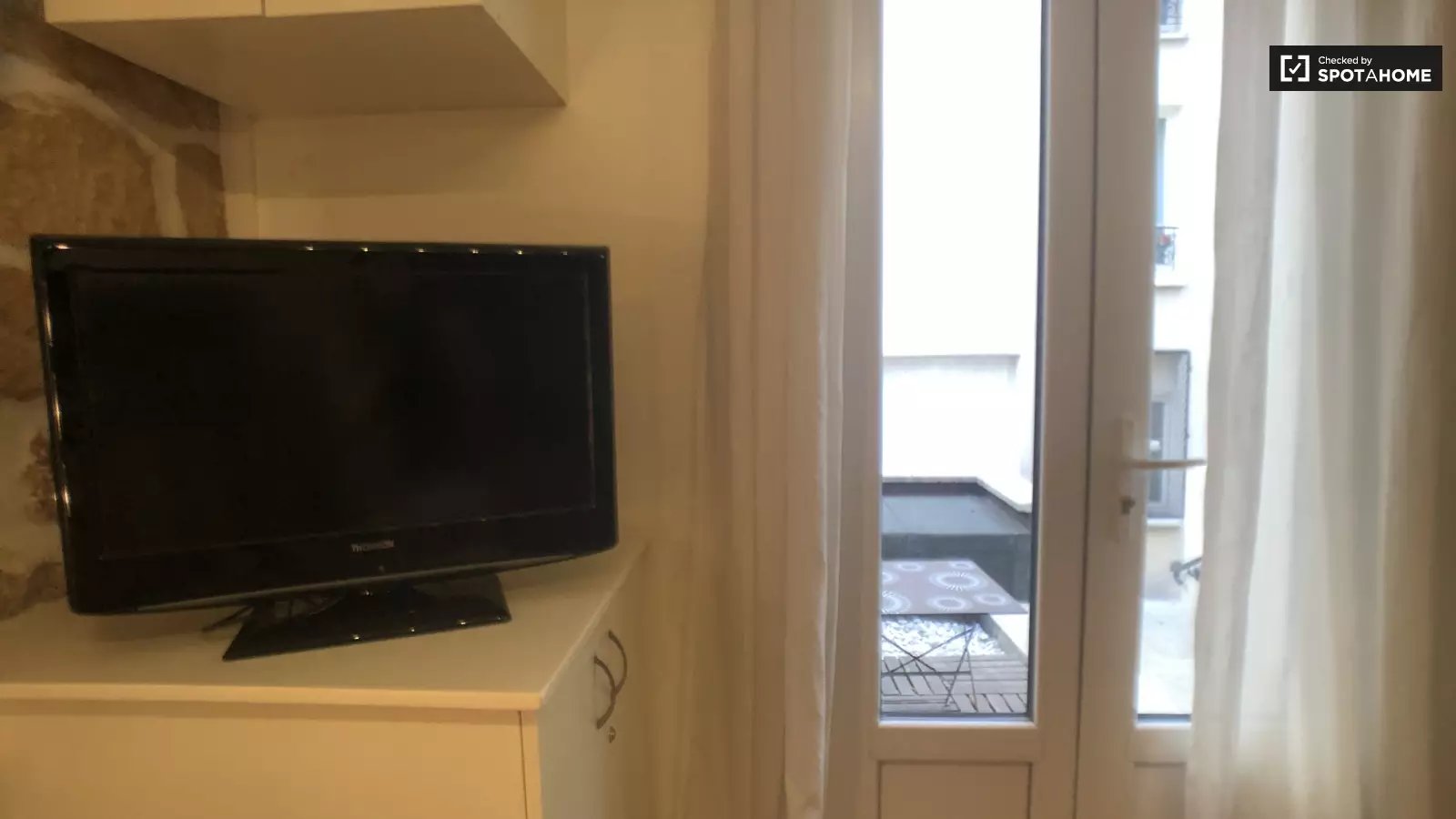 Appartement à louer, 27m², Paris 18ème