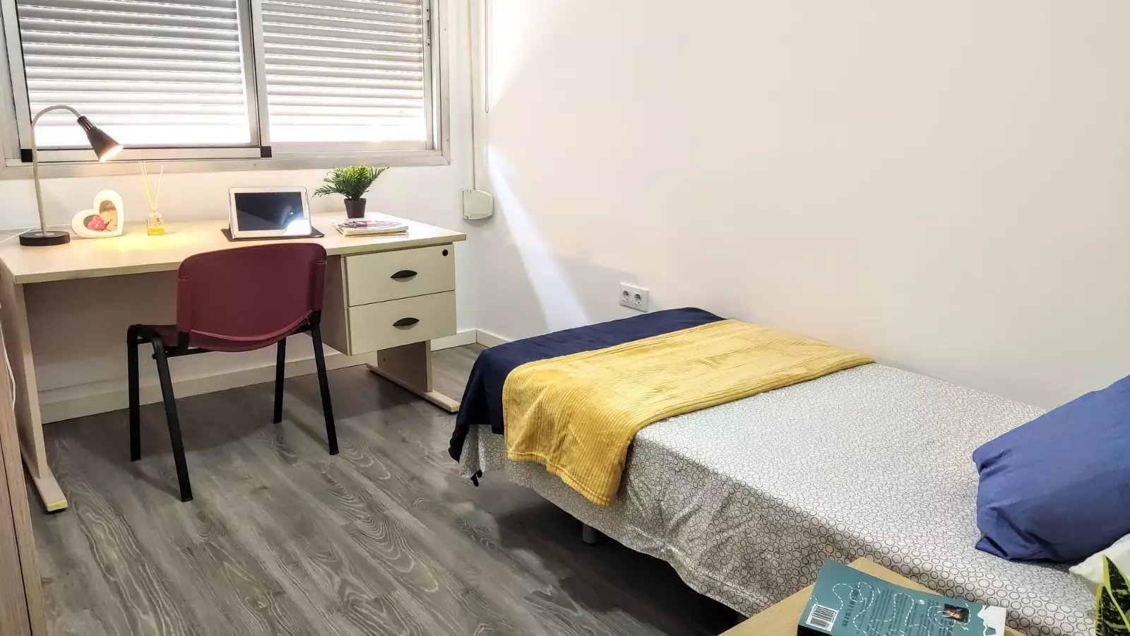 Maison à louer, NaNm², Béduer