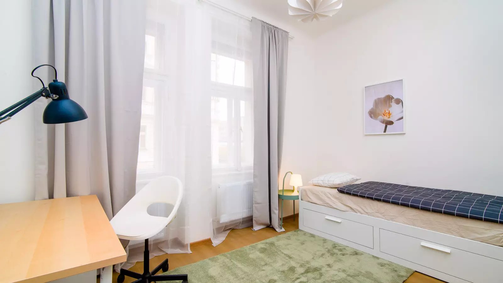 Maison à louer, NaNm², Le Monastère