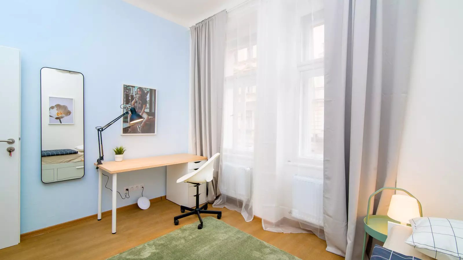 Maison à louer, NaNm², Le Monastère