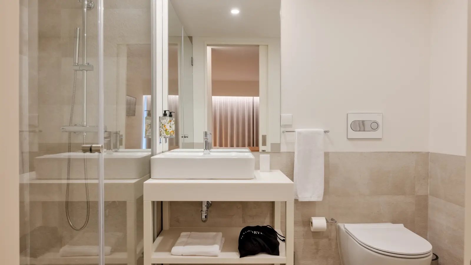 Appartement à louer, 2m², Port-Saint-Père