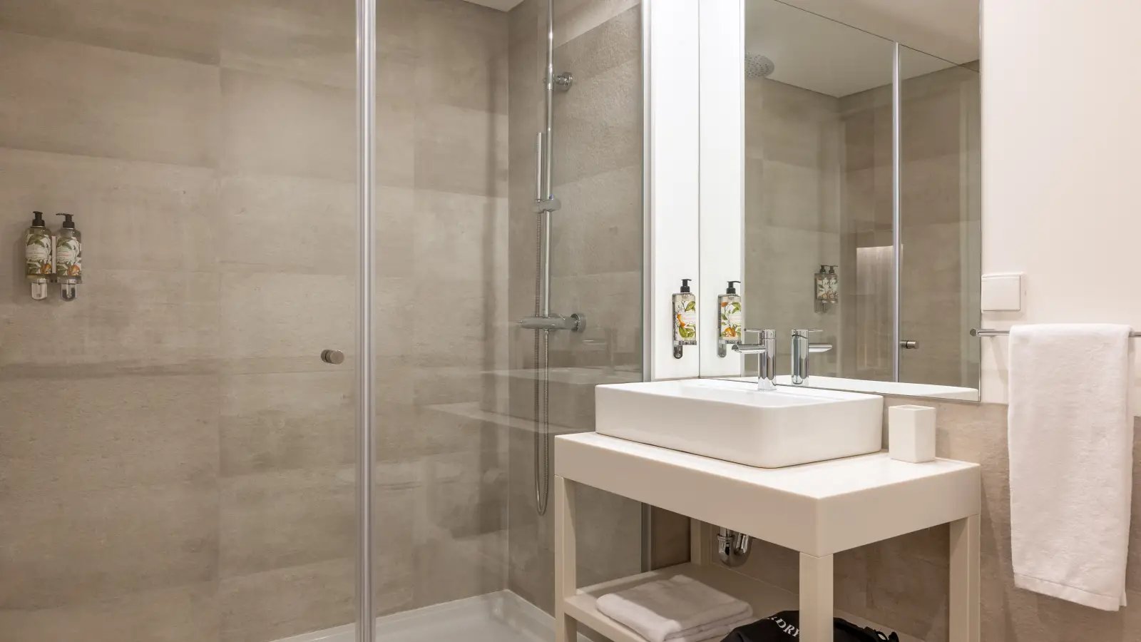 Appartement à louer, 2m², Port-Saint-Père