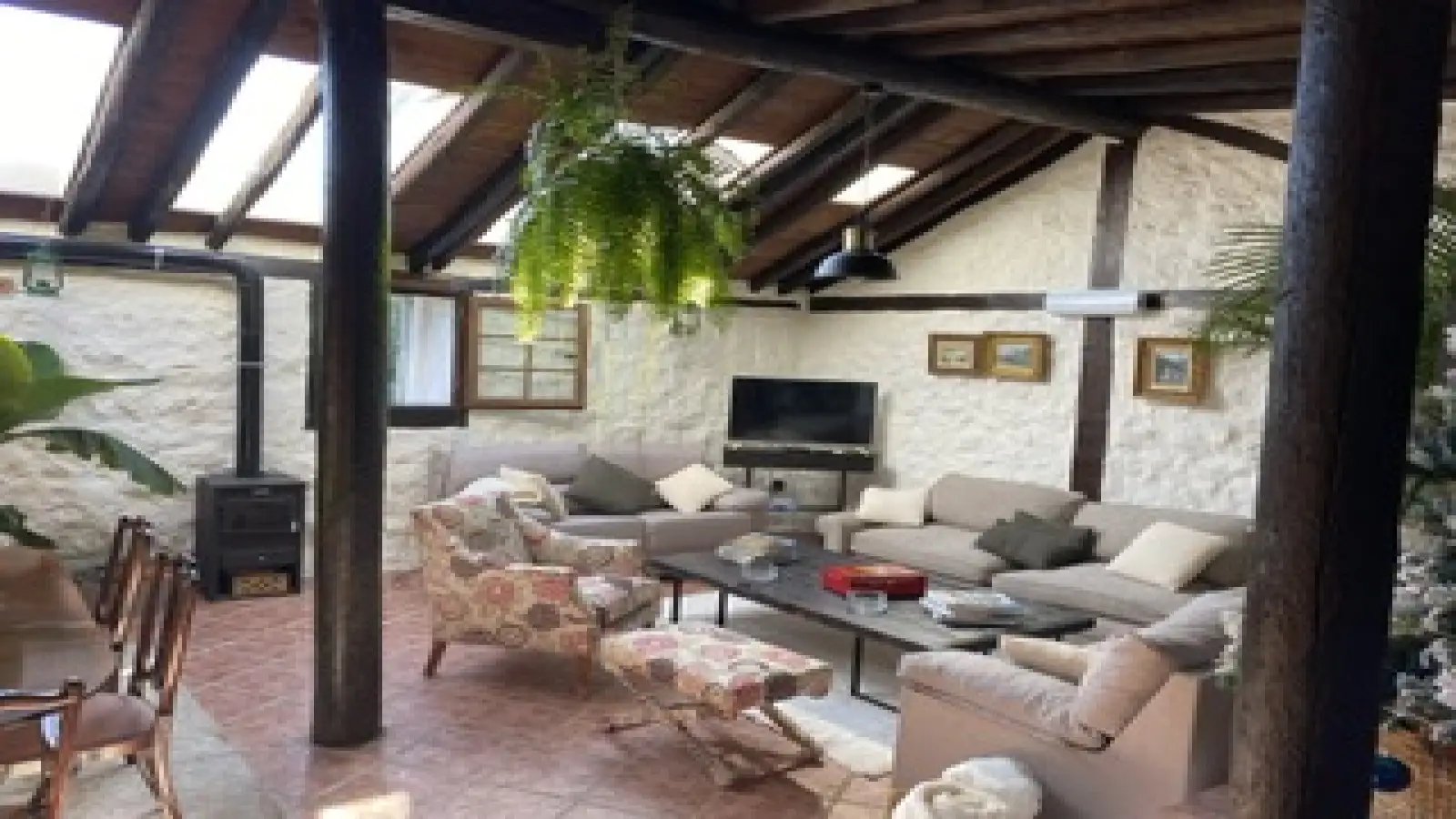 Appartement à louer, 280m², Saint-Alban-de-Roche
