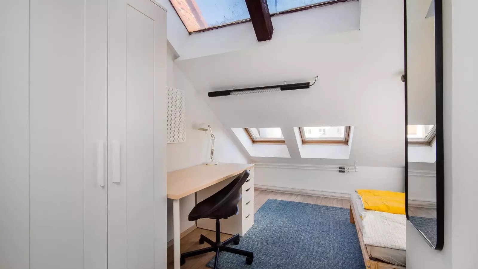 Maison à louer, NaNm², Le Monastère