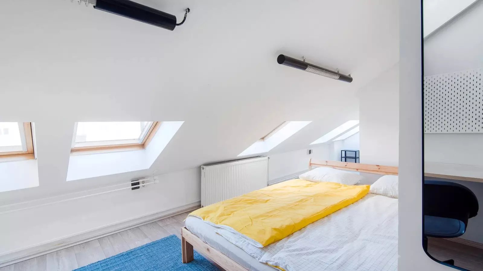 Maison à louer, NaNm², Le Monastère