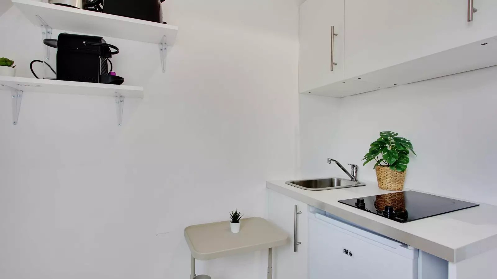 Maison à louer, 1m², Paris 16ème
