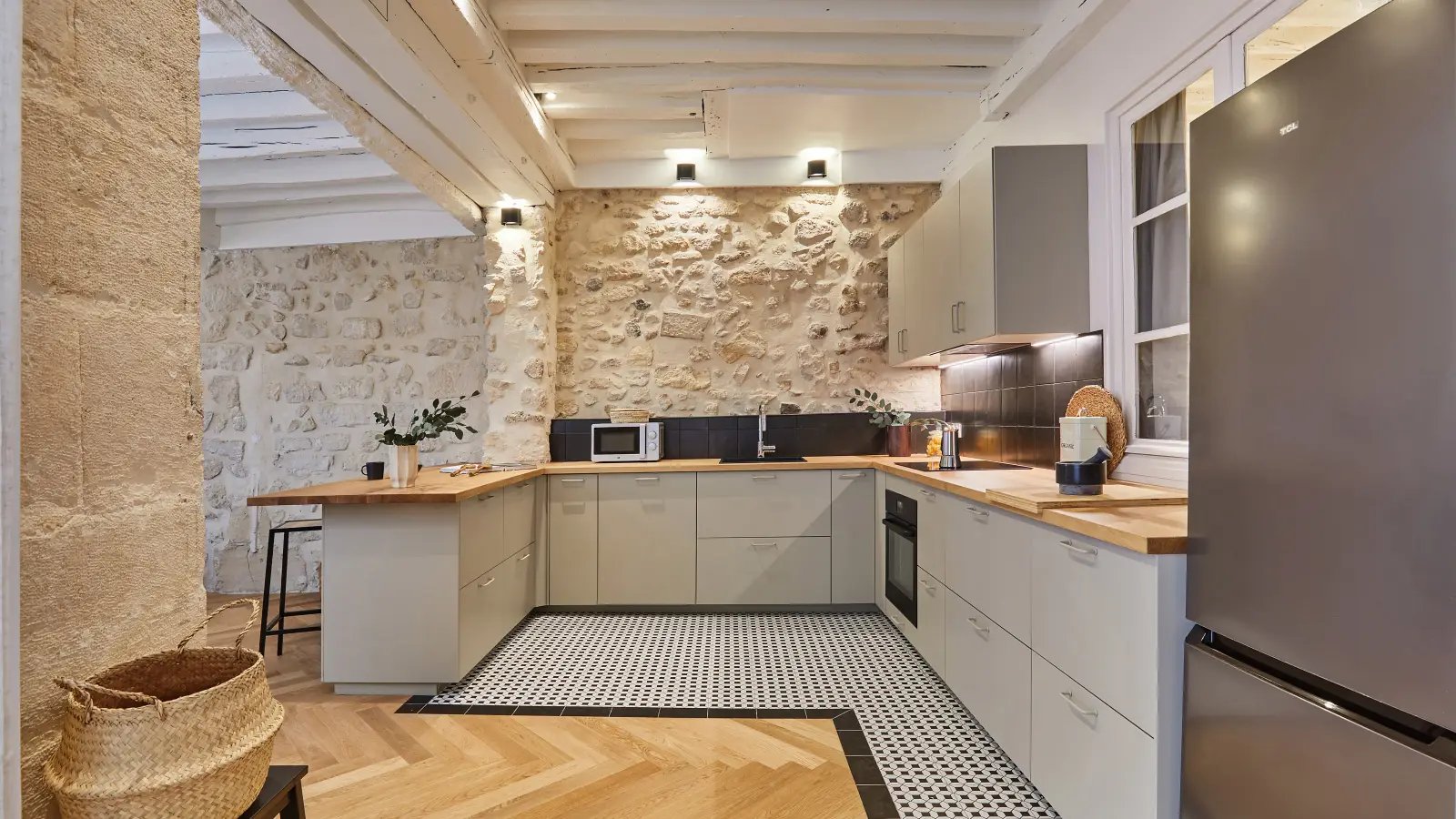Appartement à louer, 108m², Paris 1er