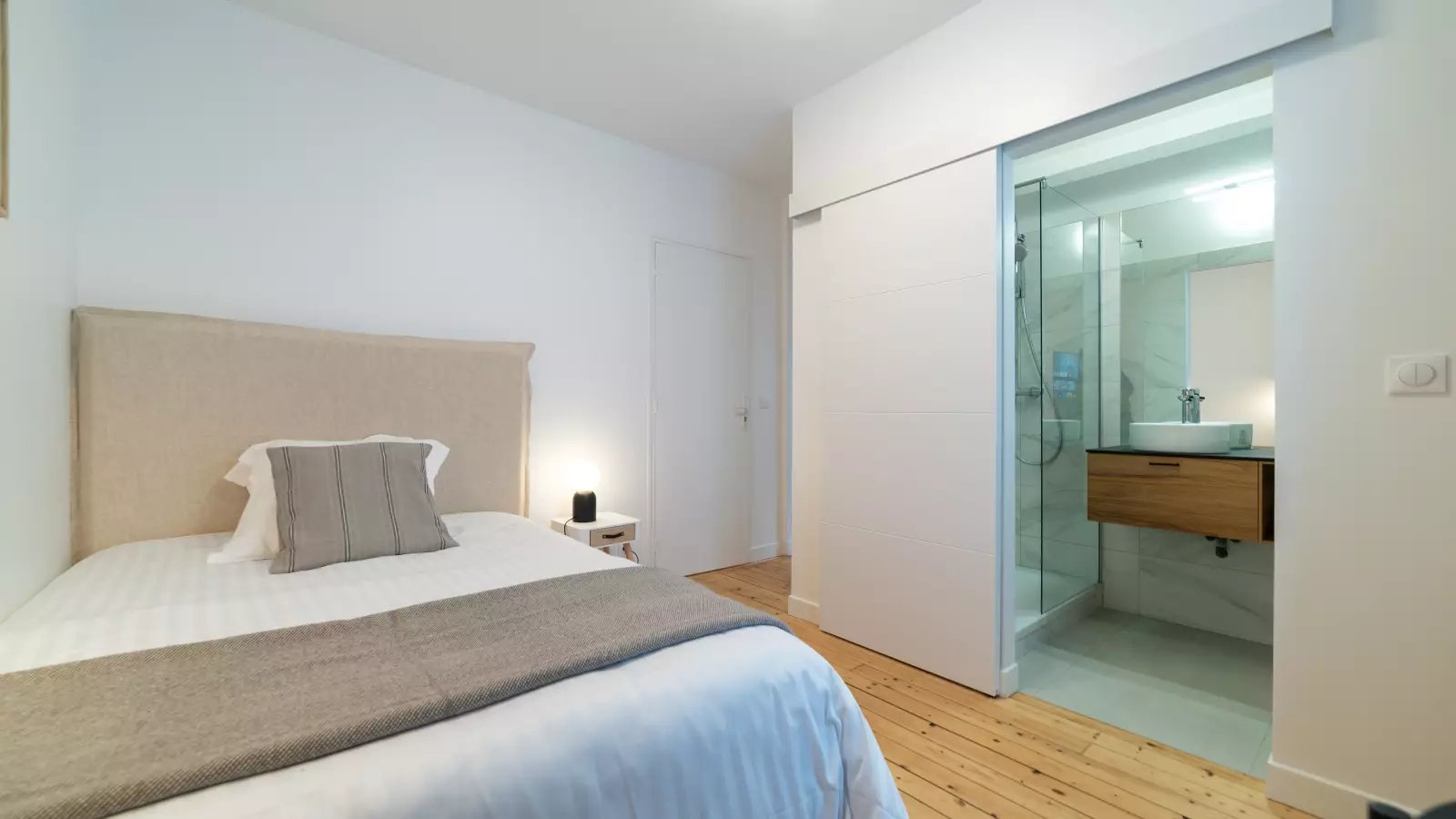 Maison à louer, NaNm², Paris 15ème