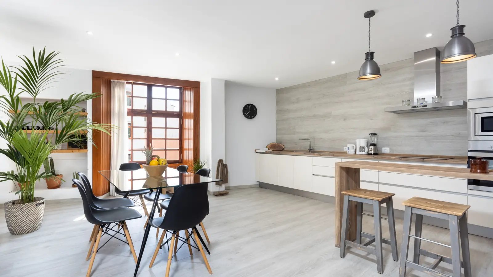 Appartement à louer, 150m², Saint-Alban-de-Roche