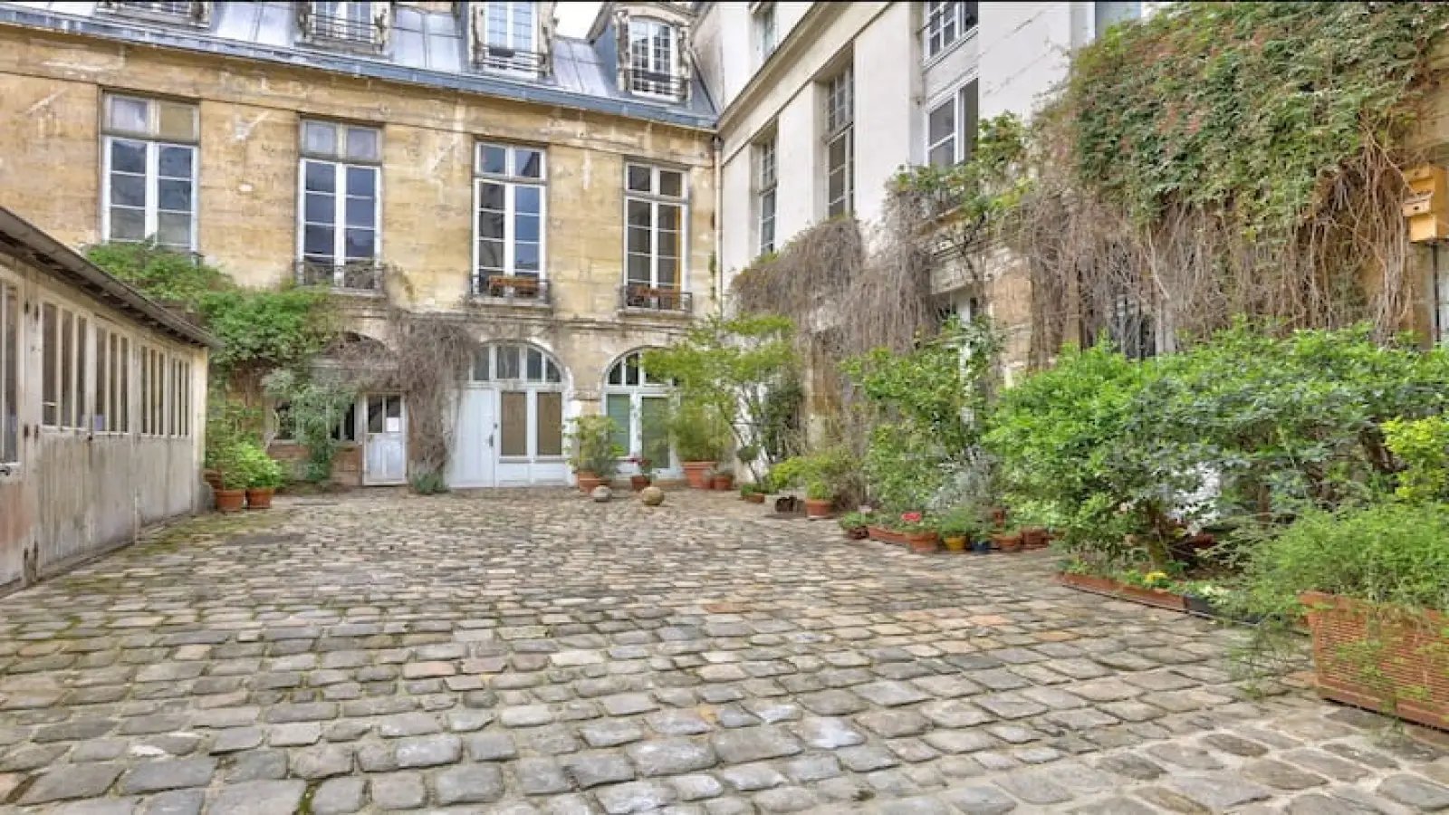 Maison à louer, 1m², Paris 4ème