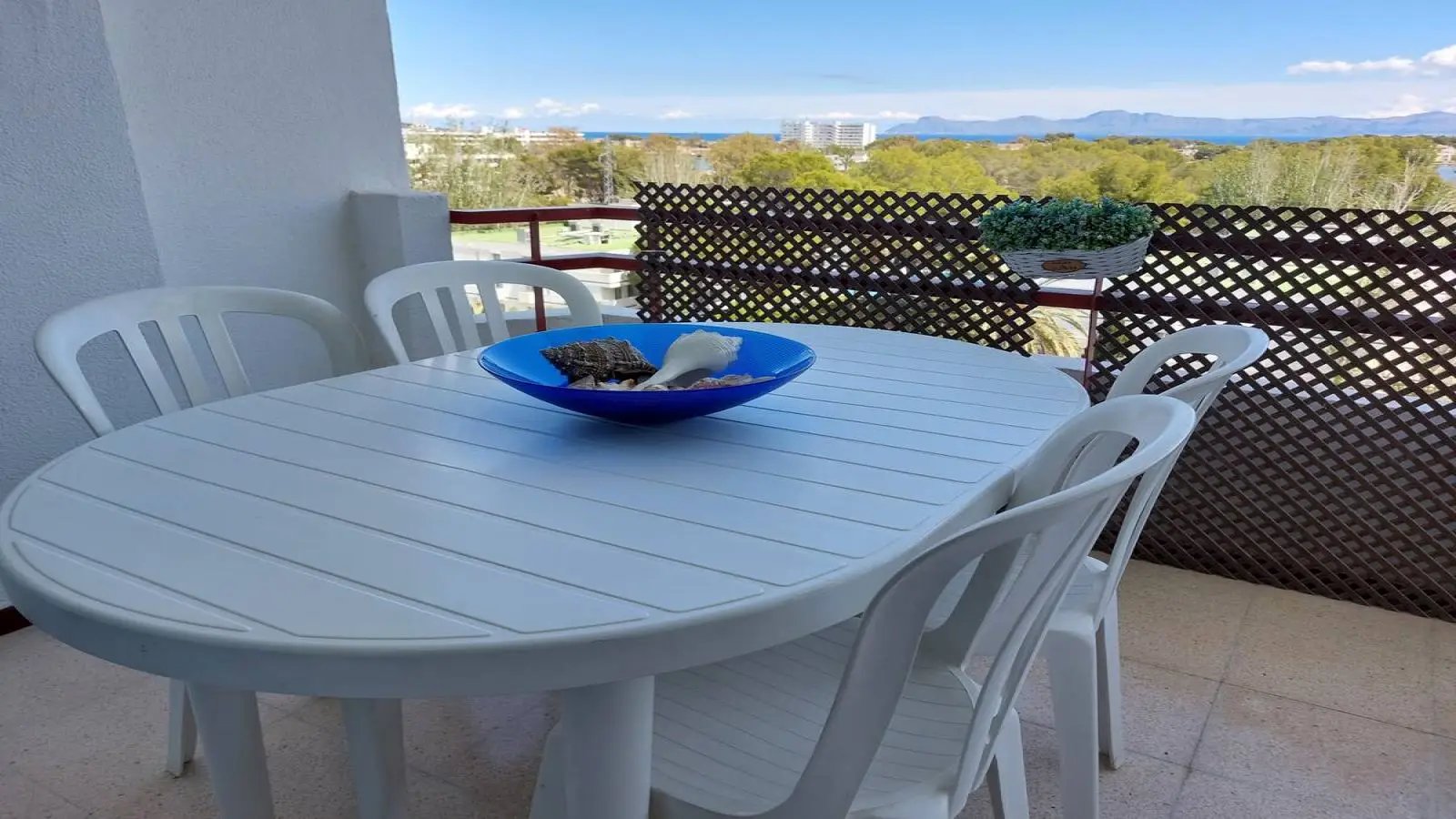 Appartement à louer, 80m², Alba-la-Romaine