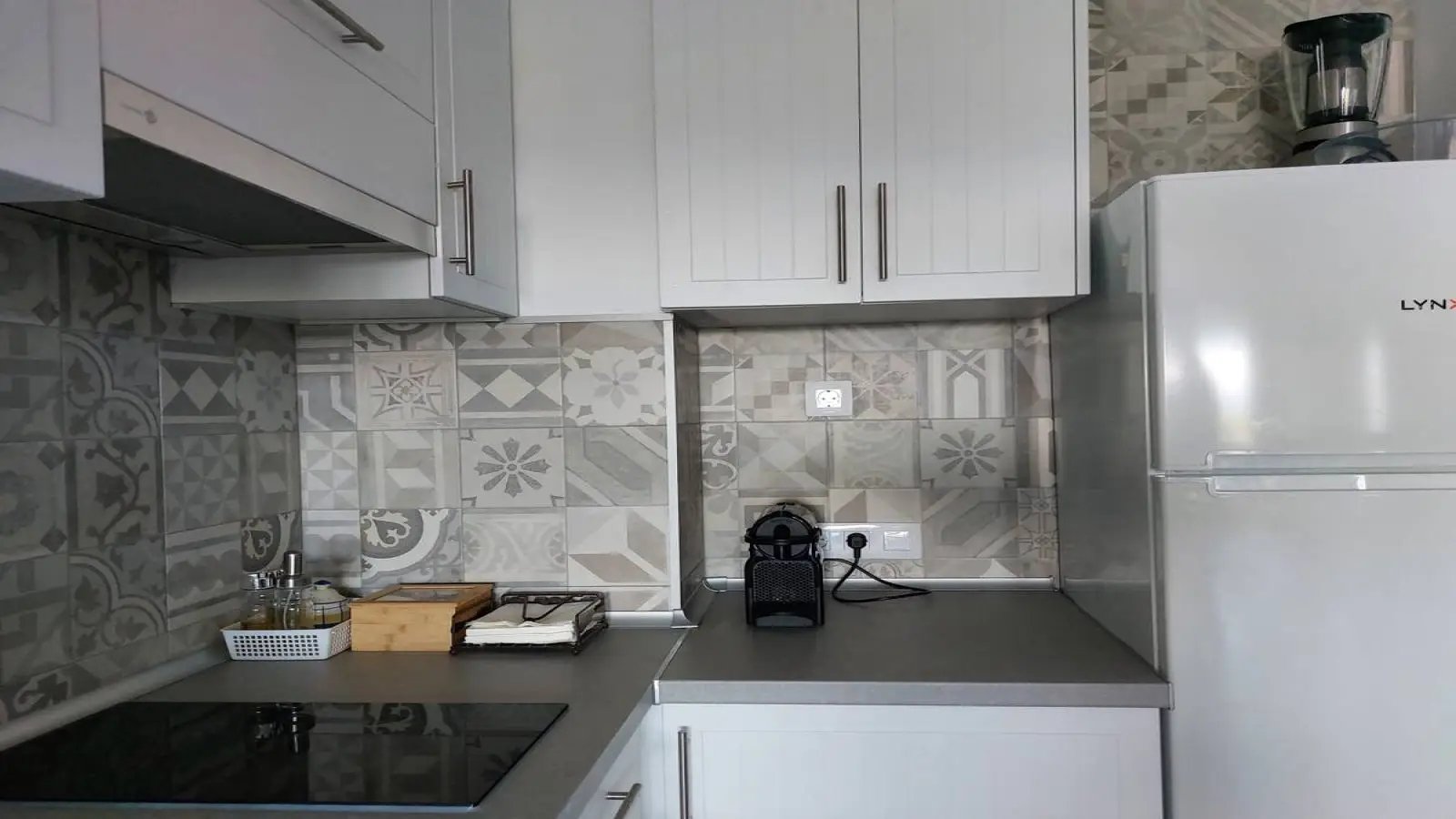 Appartement à louer, 80m², Alba-la-Romaine