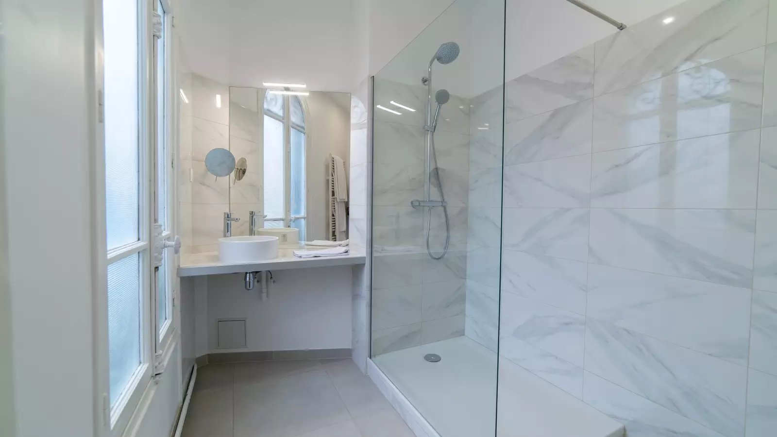 Maison à louer, NaNm², Paris 15ème