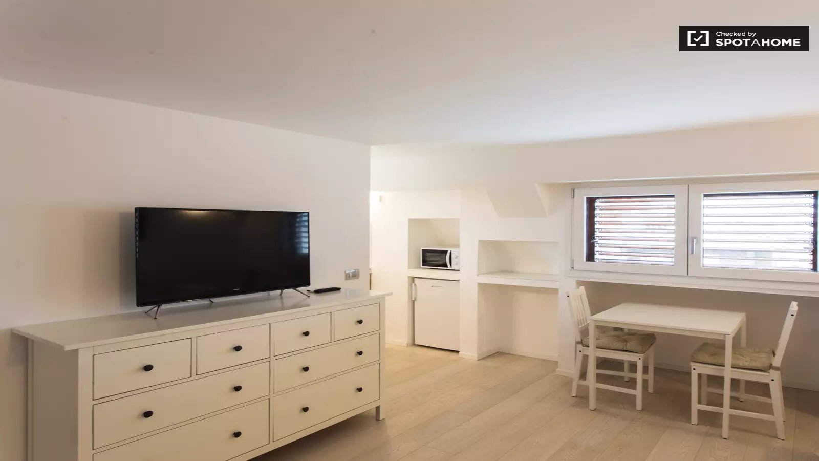 Maison à louer, 30m², Sotta