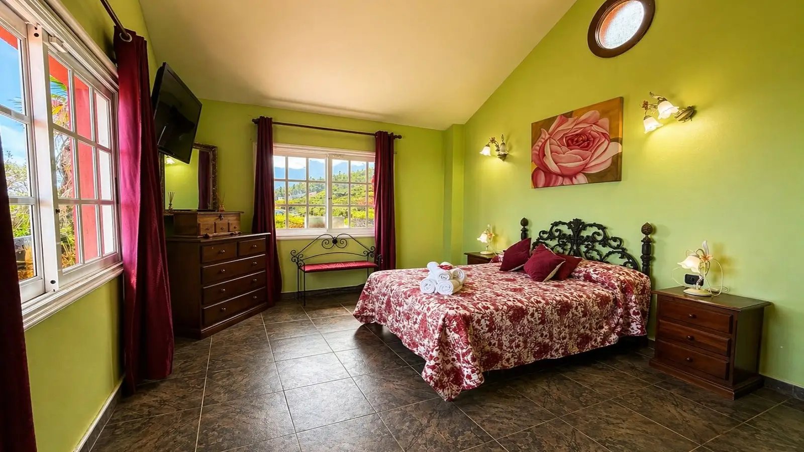 Appartement à louer, 400m², Saint-Alban-de-Roche