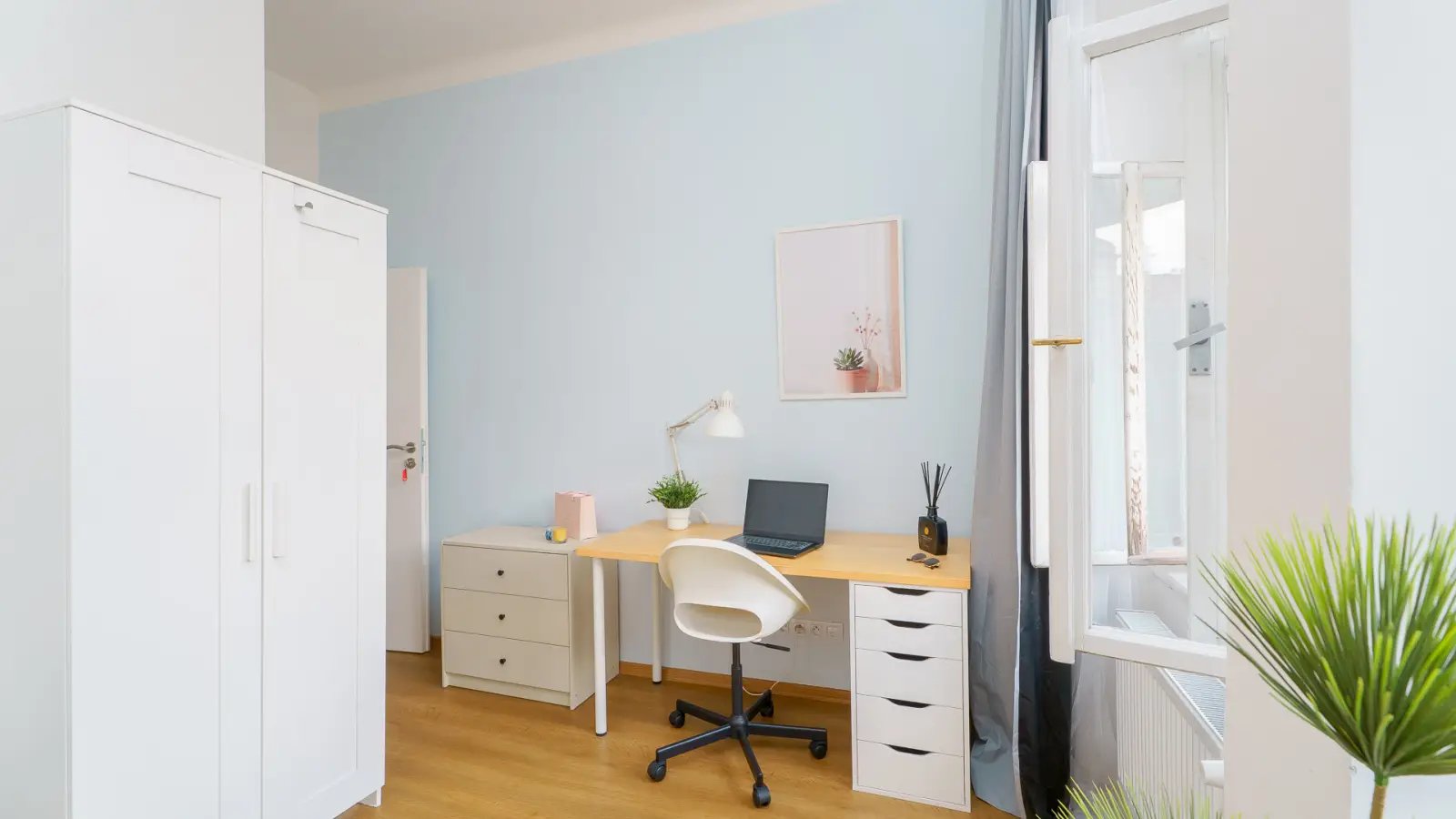 Maison à louer, NaNm², Le Monastère