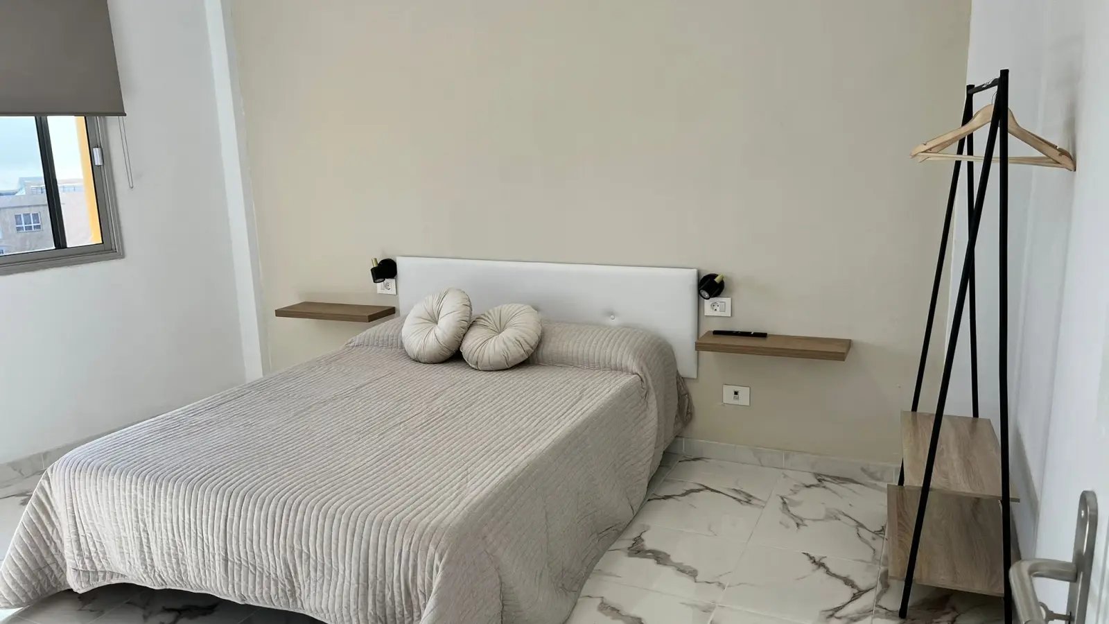Appartement à louer, 2m², Saint-Alban-de-Roche