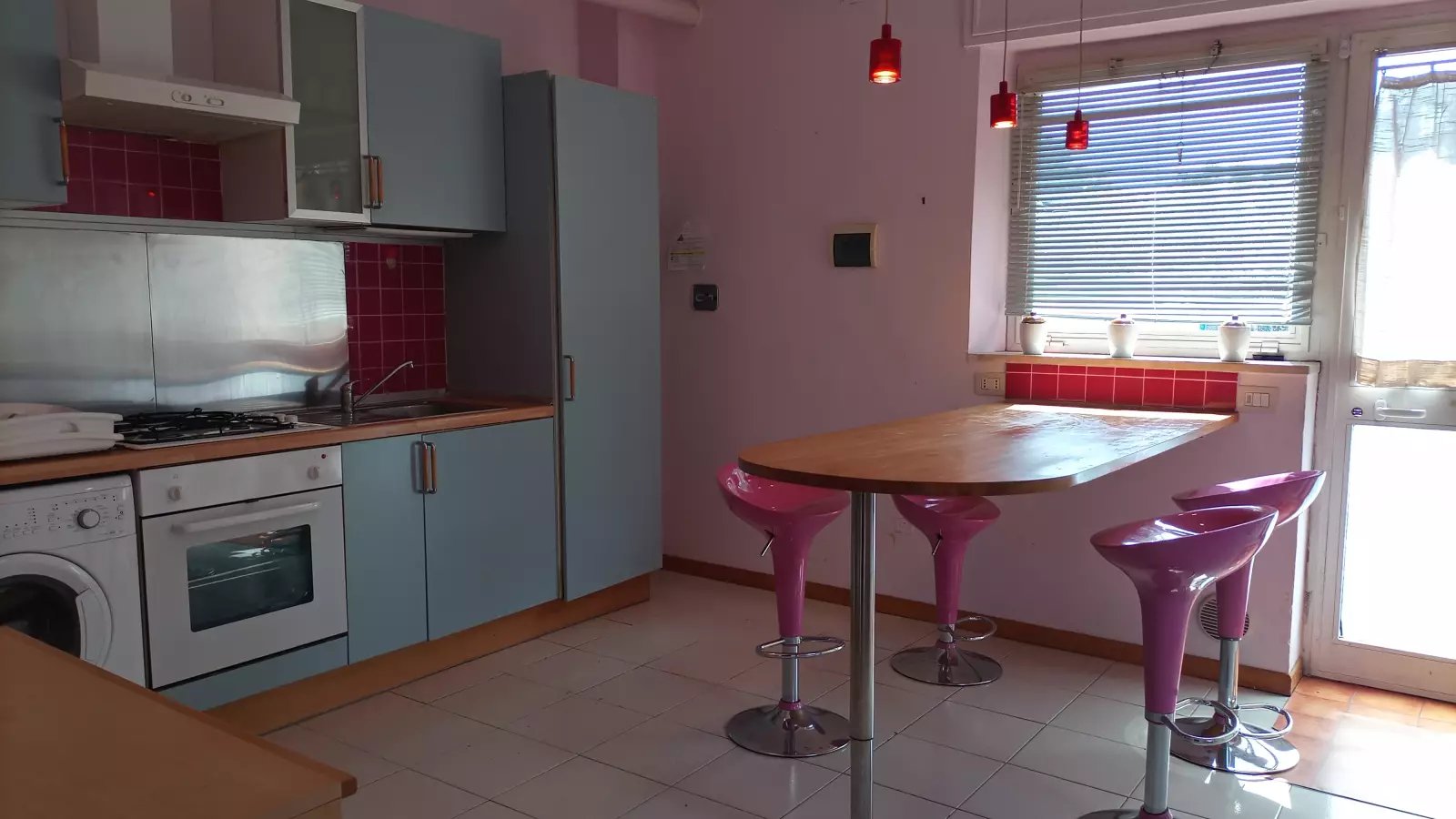 Appartement à louer, 1m², Pérouse