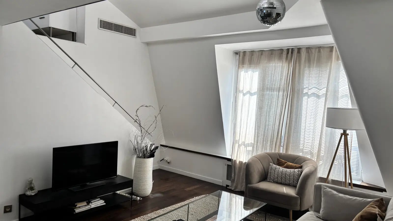 Appartement à louer, 130m², Paris 8ème