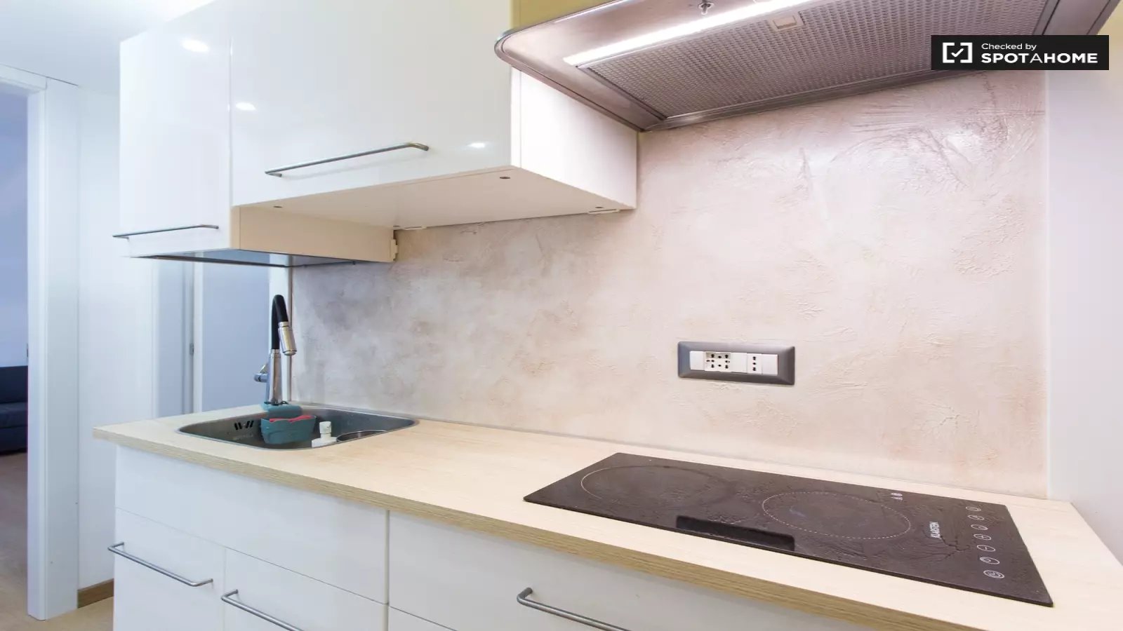 Appartement à louer, 55m², Carbuccia