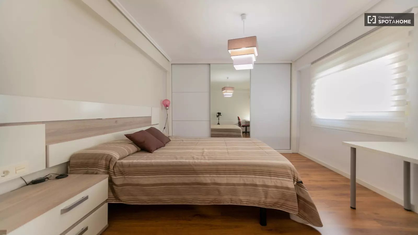 Maison à louer, 90m², Béduer