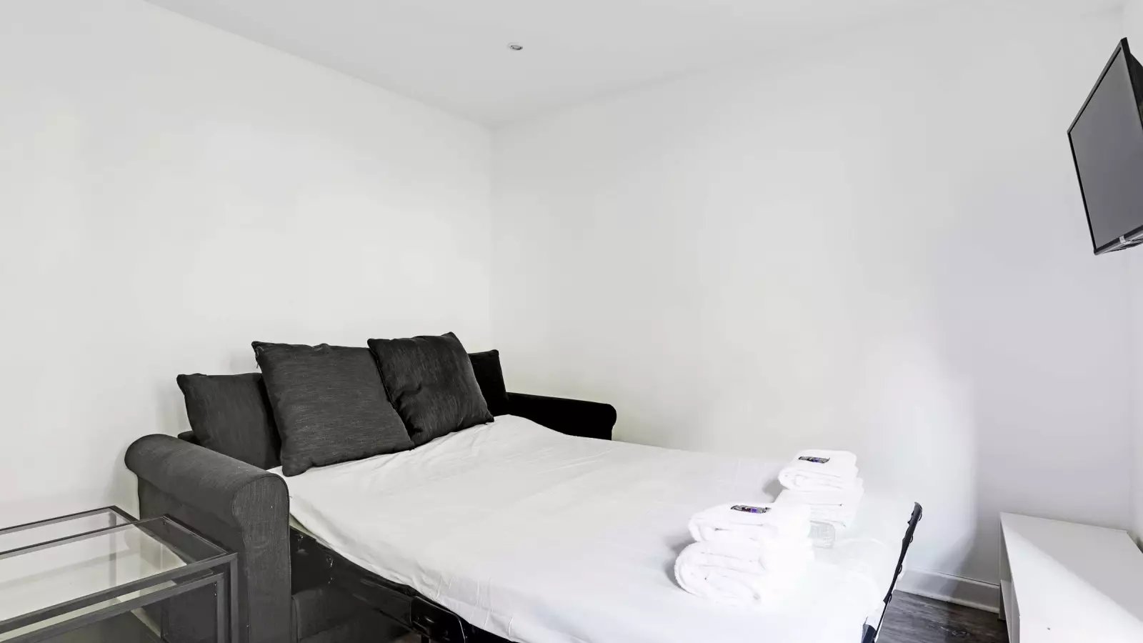 Maison à louer, NaNm², Paris 19ème