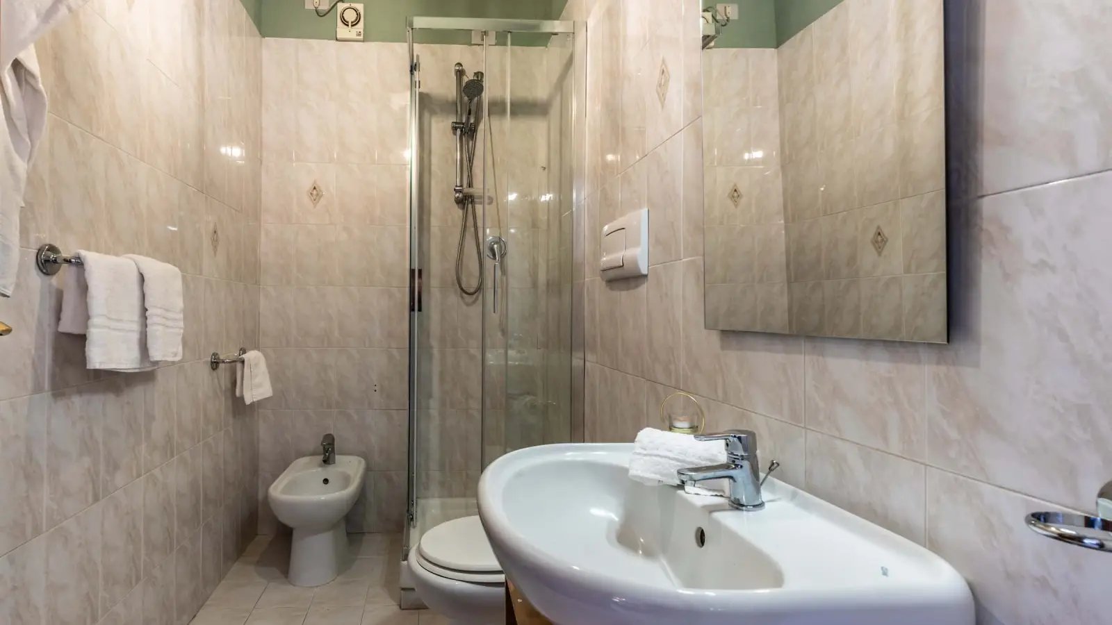 Appartement à louer, 64m², Pérouse
