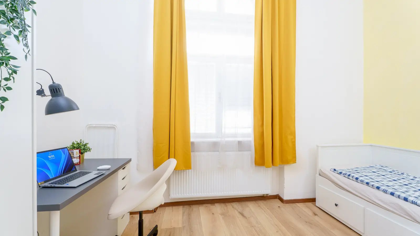 Maison à louer, NaNm², Le Monastère