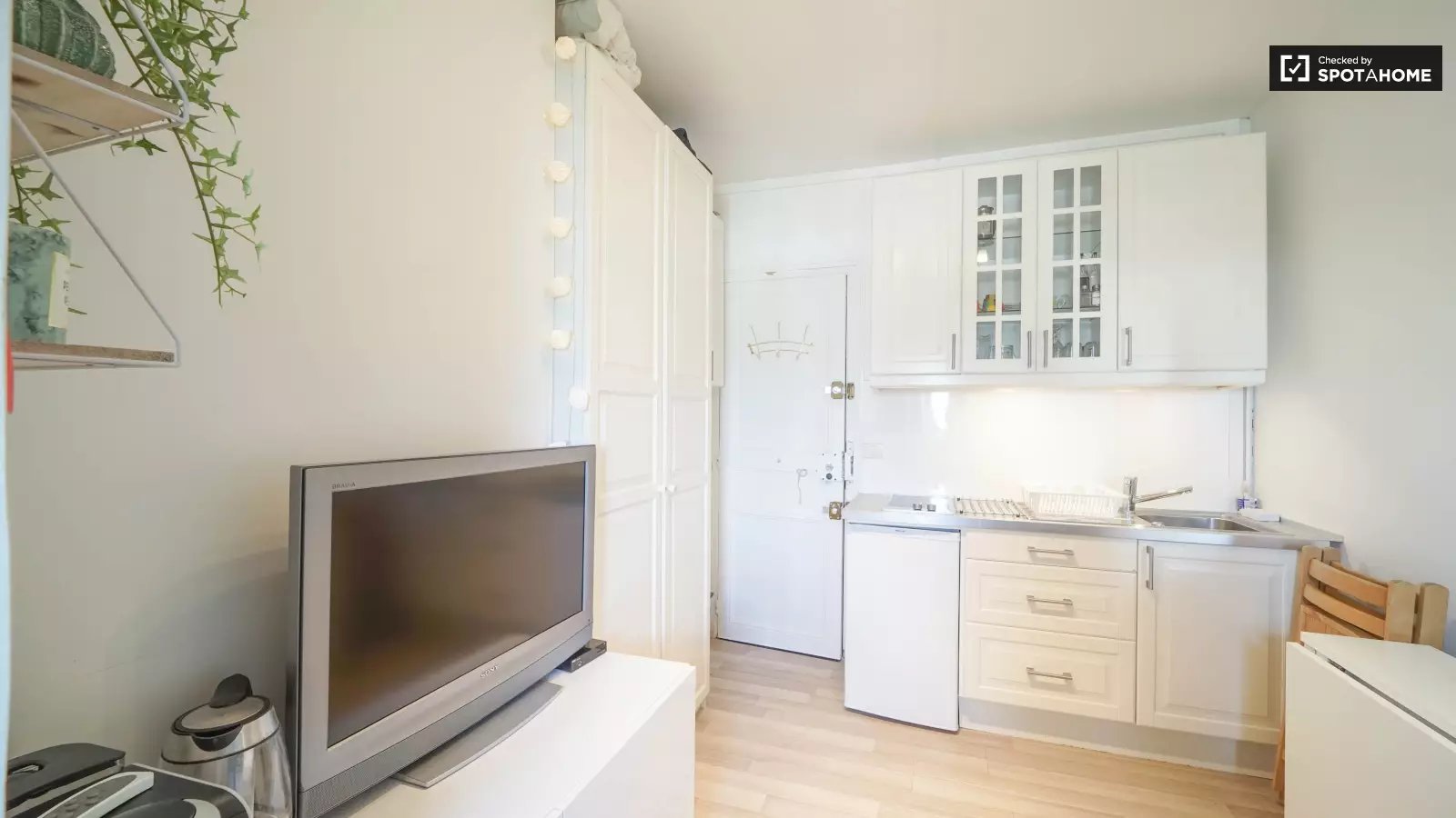 Appartement à louer, 10m², Paris 16ème