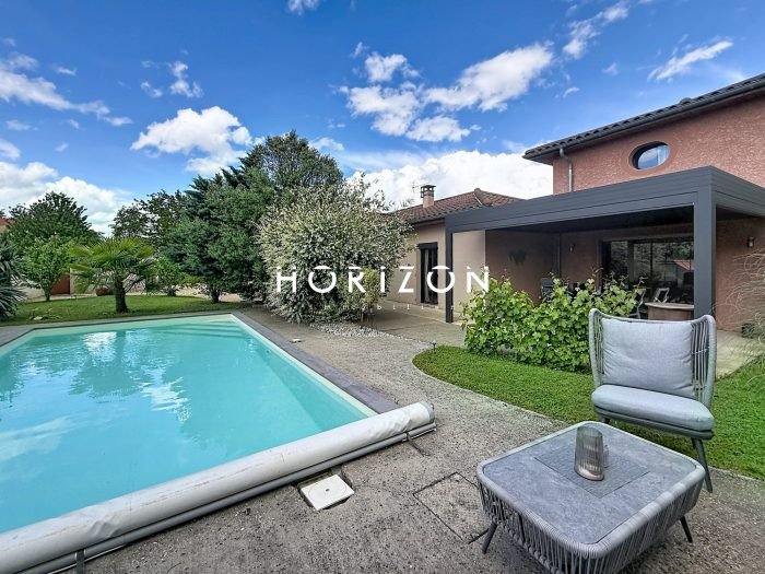 Maison à vendre, 220m², Saint-Cyr-sur-Menthon