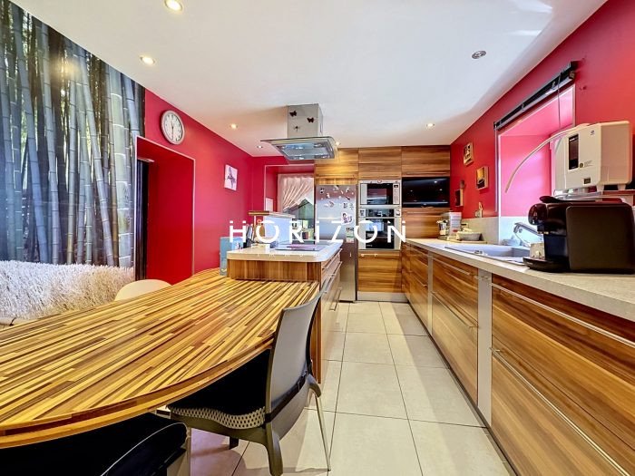 Maison à vendre, 248m², La Chapelle-de-Guinchay