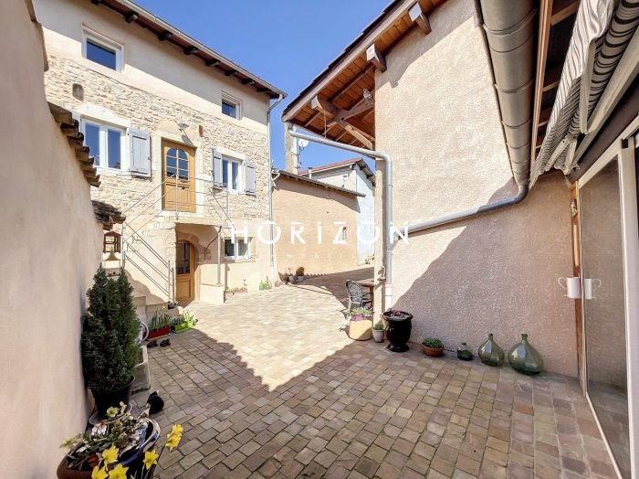 Maison à vendre, 165m², Belleville-en-Beaujolais