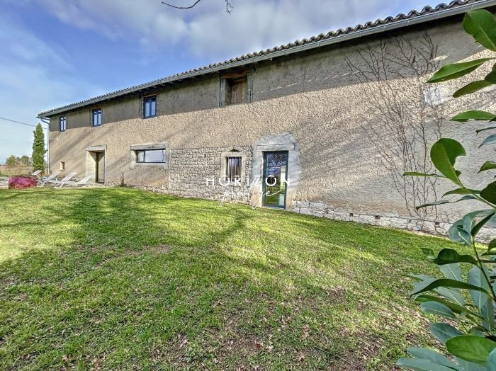 Maison à vendre, 267m², Saint-Didier-sur-Chalaronne
