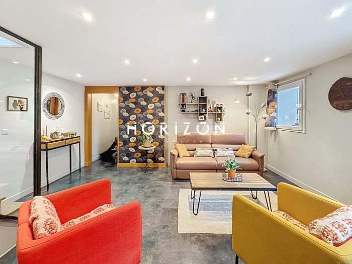 Maison à vendre, 170m², Varennes-lès-Mâcon