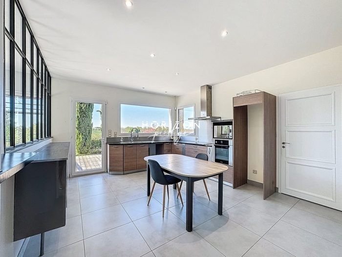 Maison à vendre, 216m², Peyzieux-sur-Saône