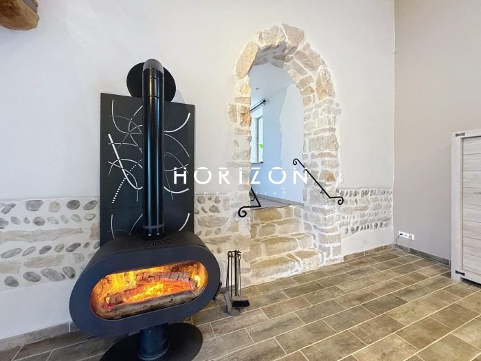 Maison à vendre, 246m², Saint-Etienne-sur-Chalaronne