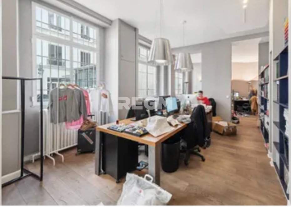 Maison à louer, 247m², Paris 1er