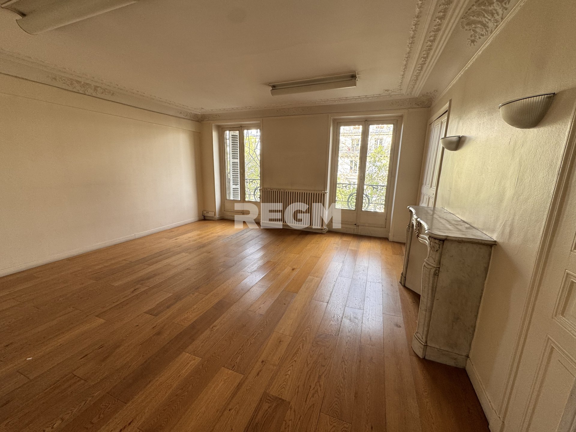 Maison à louer, 159m², Paris 10ème