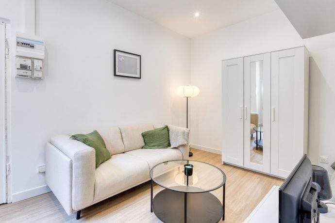 Appartement à louer, 24m², Nanterre