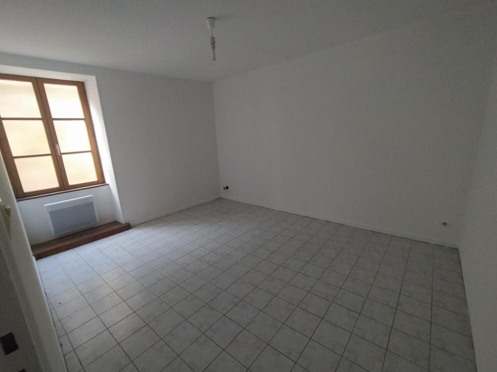 Appartement à louer, 47m², Clamecy